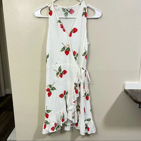 Rails Madison Wrap Dress Strawberry print - Picture 6 of 11